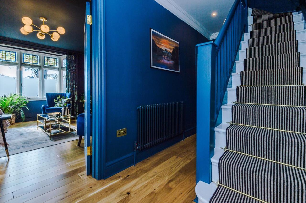 Exquisite Home In Windsor By Casa By Grace, Near Legoland, Perfect For Large Groups, Pet Friendly, Free Parking, Sleeps 7-9! מראה חיצוני תמונה
